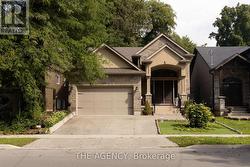 6737 CULP STREET Niagara Falls, ON L2G 2C5