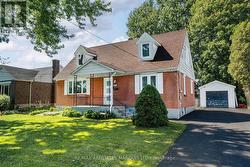 1605 QUEEN STREET Cornwall, ON K6J 1R7
