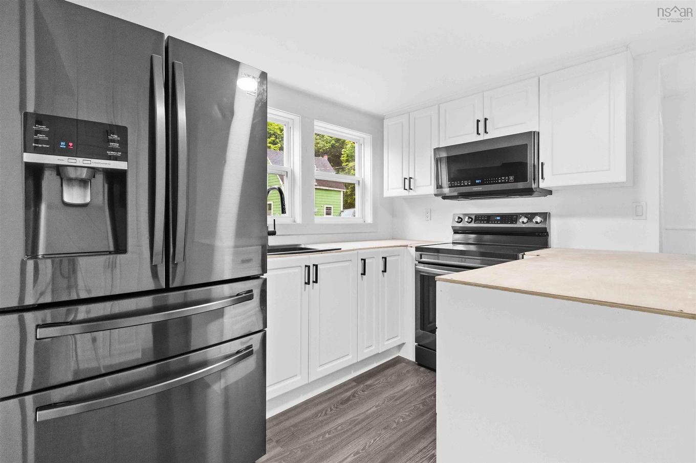 7 Eisenhauer Lane, Bridgewater, NS - Indoor Photo Showing Kitchen