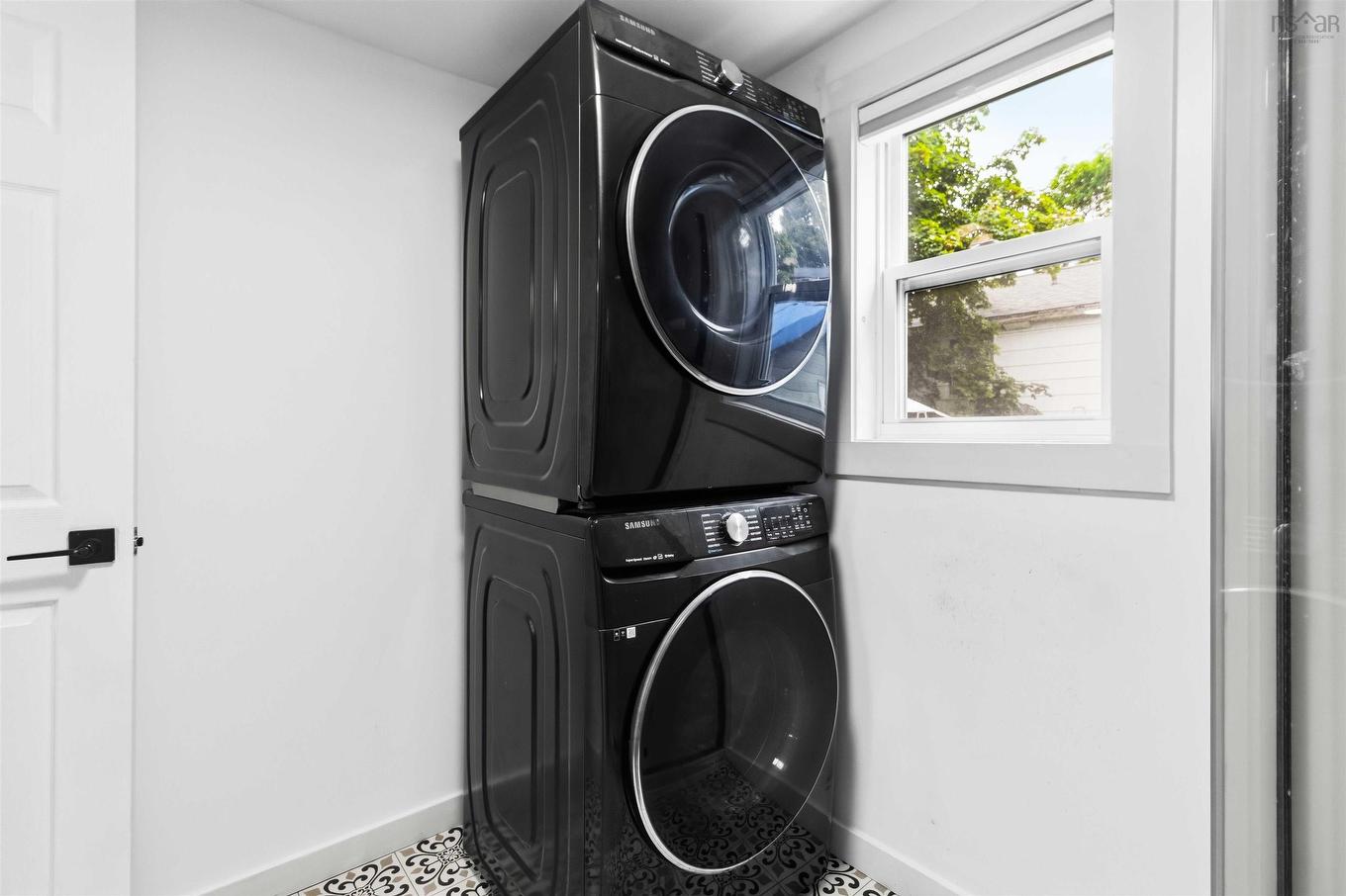 7 Eisenhauer Lane, Bridgewater, NS - Indoor Photo Showing Laundry Room
