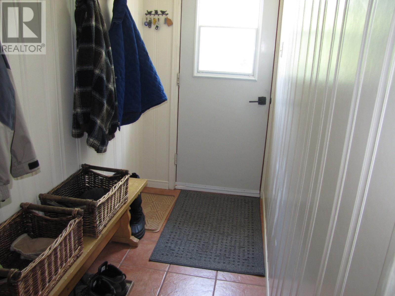 40 Loop Road, Terra Nova, NL - Indoor Photo Showing Other Room