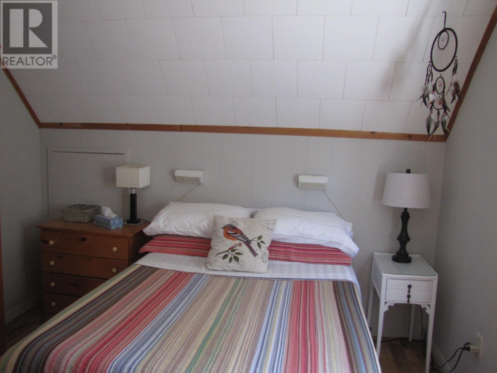 40 Loop Road, Terra Nova, NL - Indoor Photo Showing Bedroom