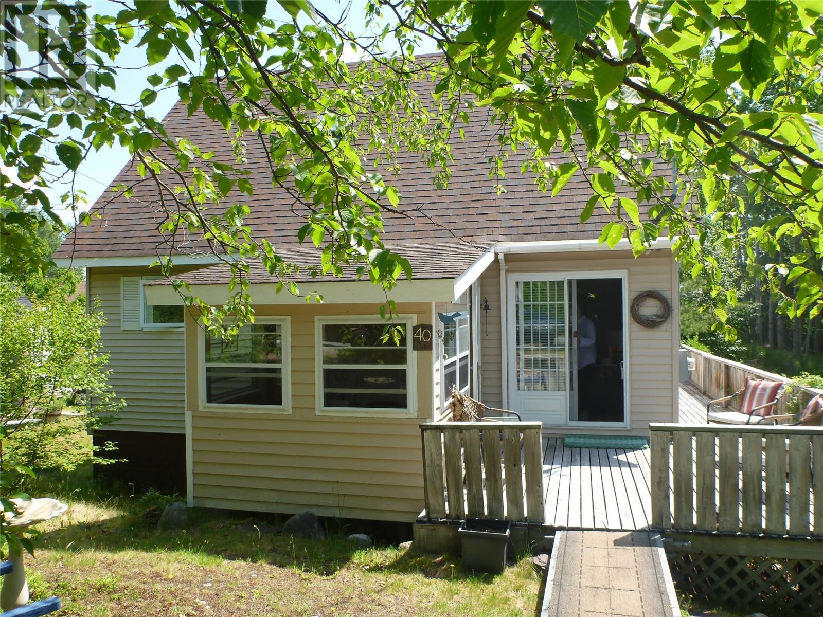 40 Loop Road, Terra Nova, NL - Outdoor