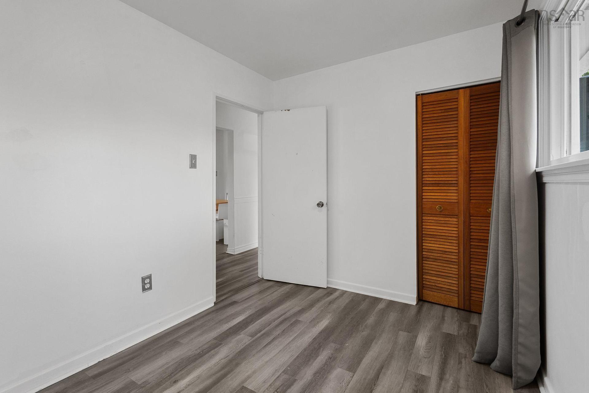10 Tobermory Road, Dartmouth, NS - Indoor Photo Showing Other Room