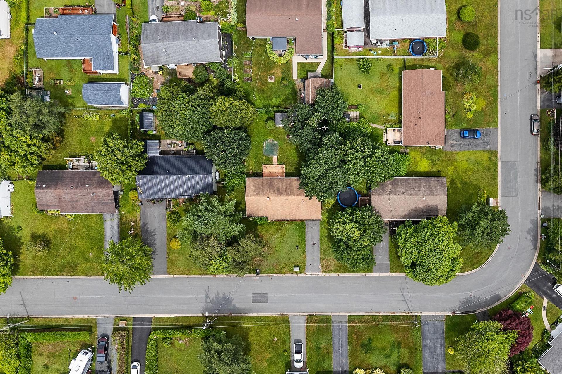 10 Tobermory Road, Dartmouth, NS - Outdoor With View