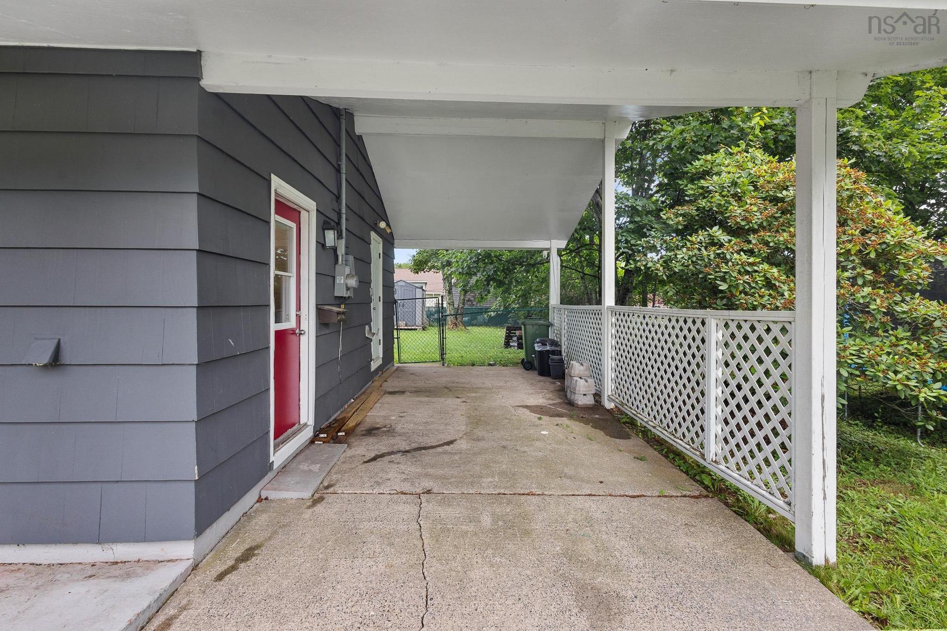 10 Tobermory Road, Dartmouth, NS - Outdoor With Exterior