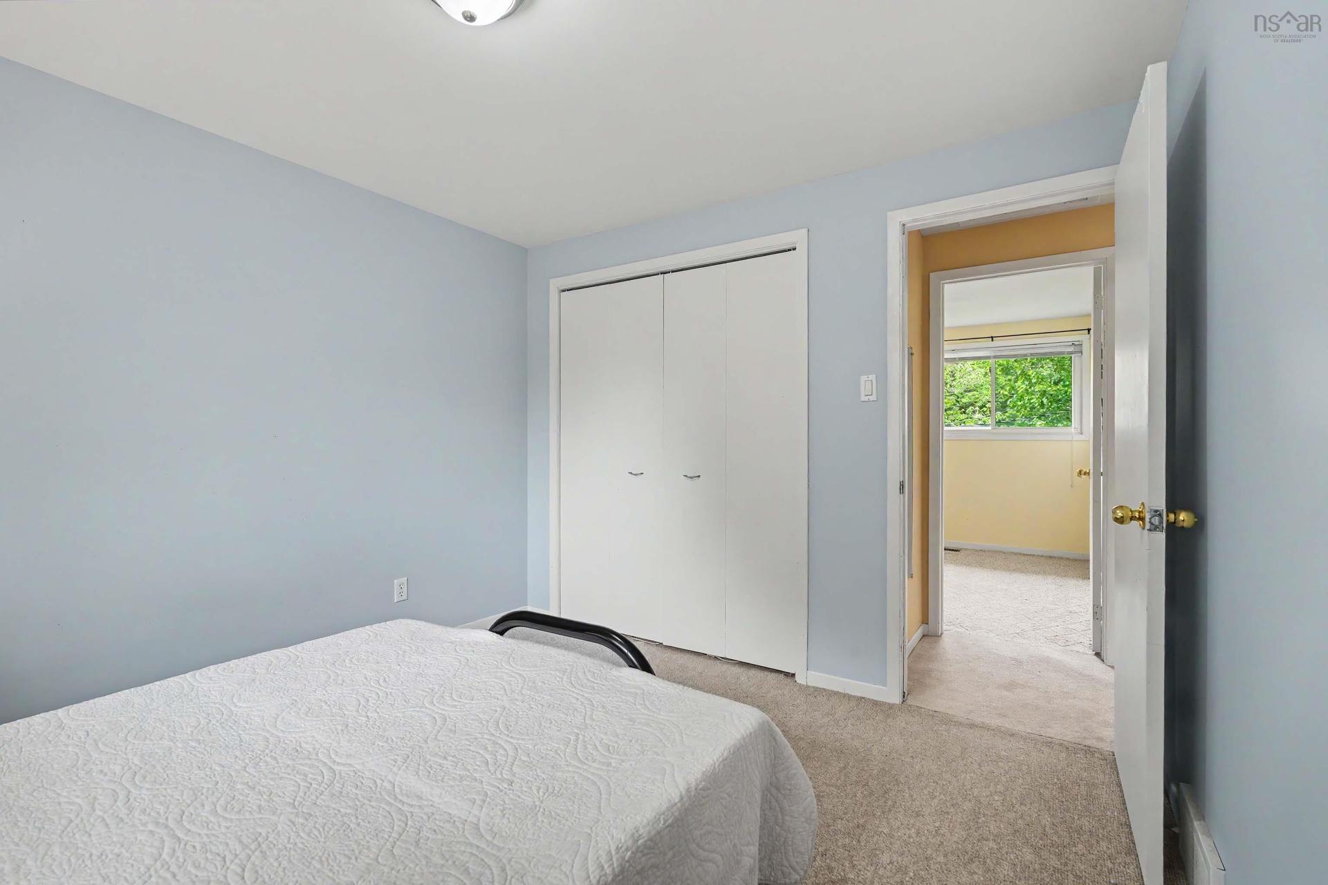 230 Gourok Avenue, Dartmouth, NS - Indoor Photo Showing Bedroom
