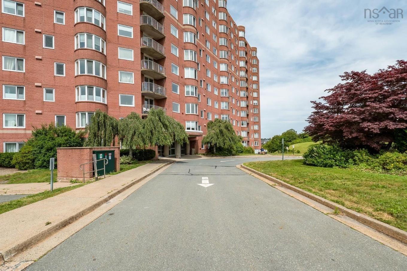 325 45 Vimy Avenue, Halifax, NS - Outdoor With Facade