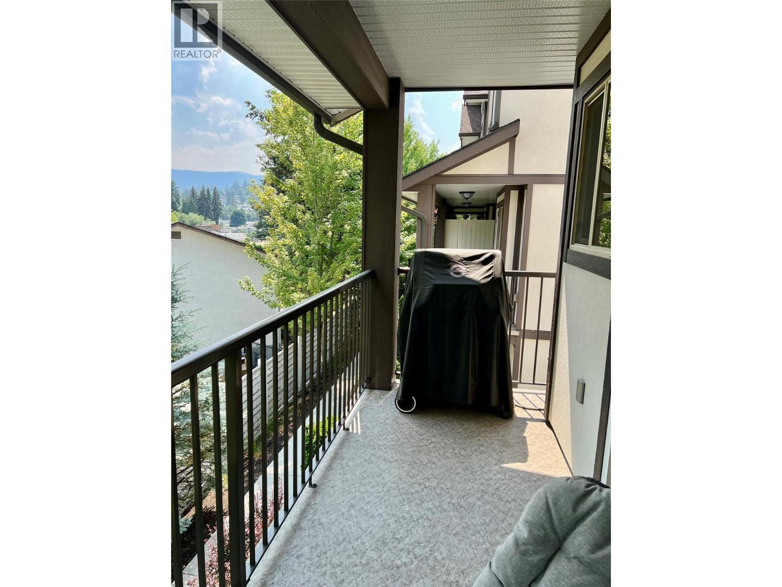 1651 Lynrick Road Unit# 149, Kelowna, BC - Outdoor With Exterior
