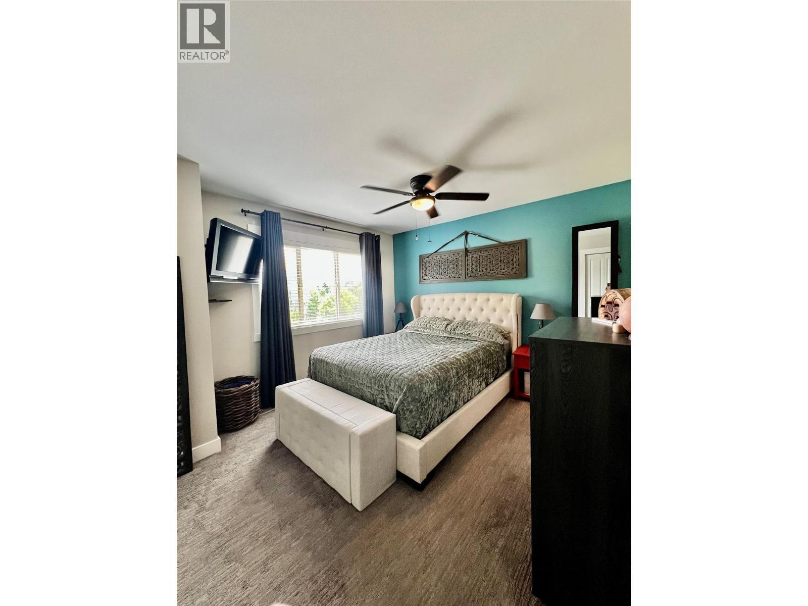 1651 Lynrick Road Unit# 149, Kelowna, BC - Indoor Photo Showing Bedroom