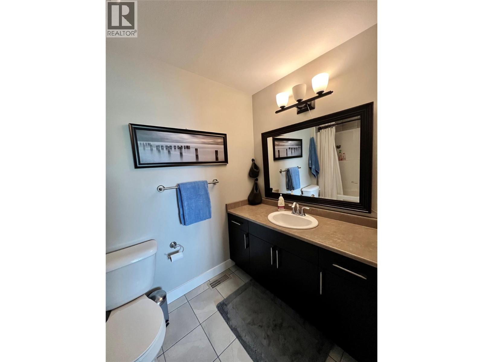 1651 Lynrick Road Unit# 149, Kelowna, BC - Indoor Photo Showing Bathroom