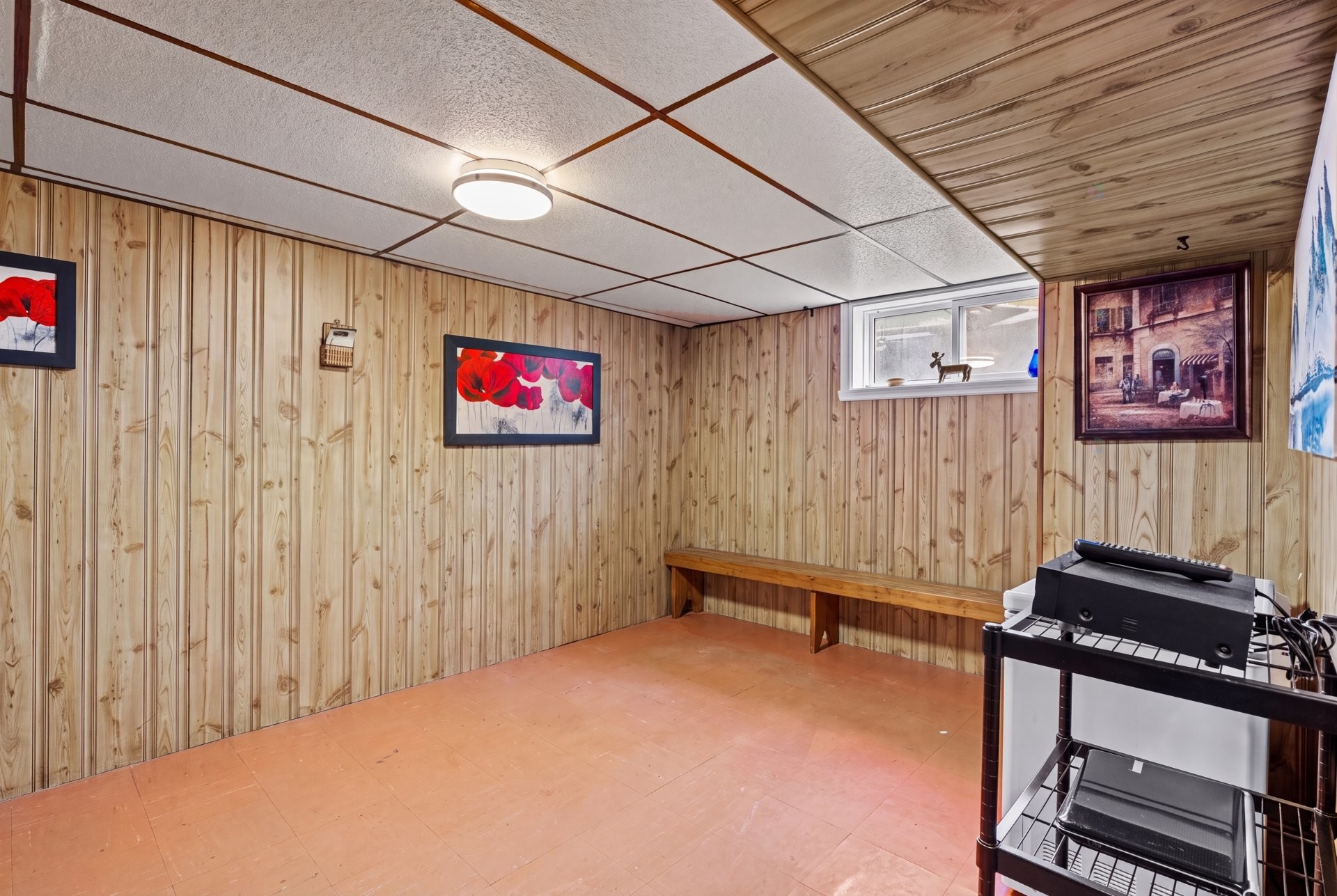 Family Room - 152 Rue Beauchesne, Saint-Eustache, QC - Indoor Photo Showing Other Room