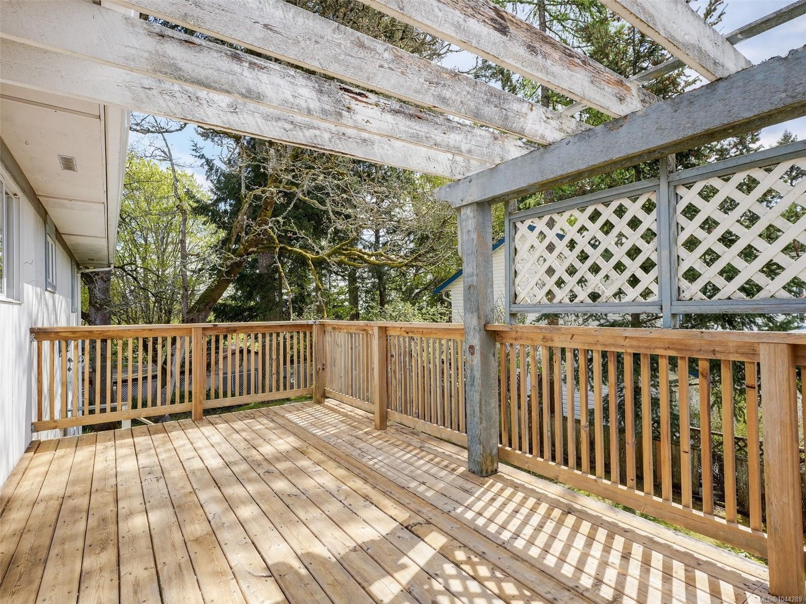 361 Cotlow Rd, Colwood, BC