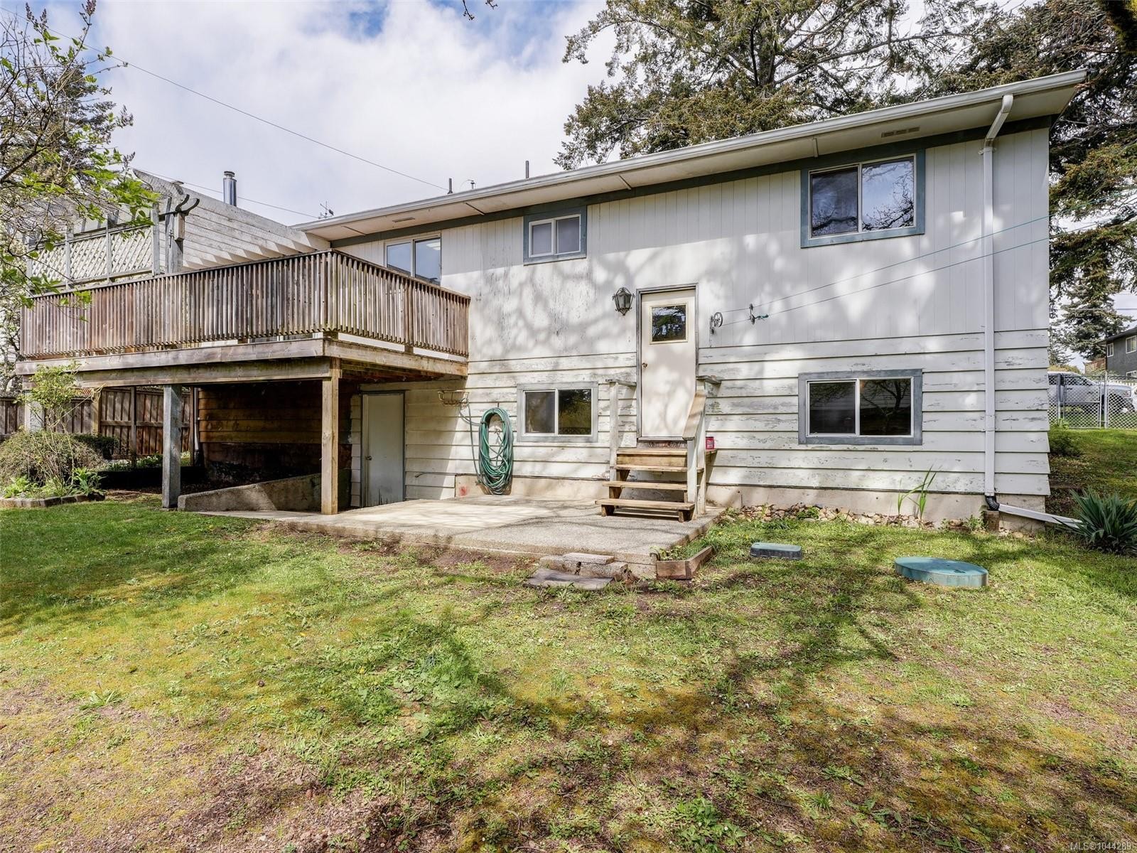 361 Cotlow Rd, Colwood, BC