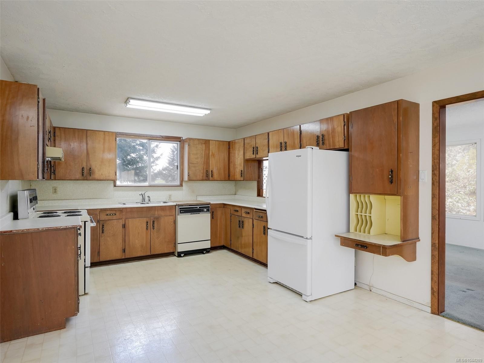 361 Cotlow Rd, Colwood, BC