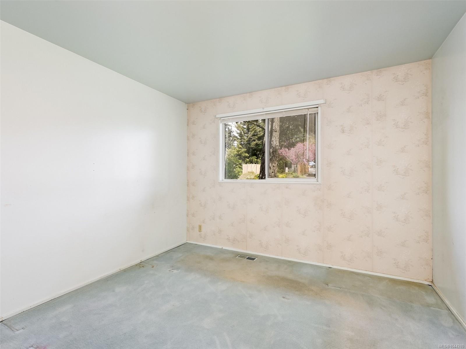 361 Cotlow Rd, Colwood, BC