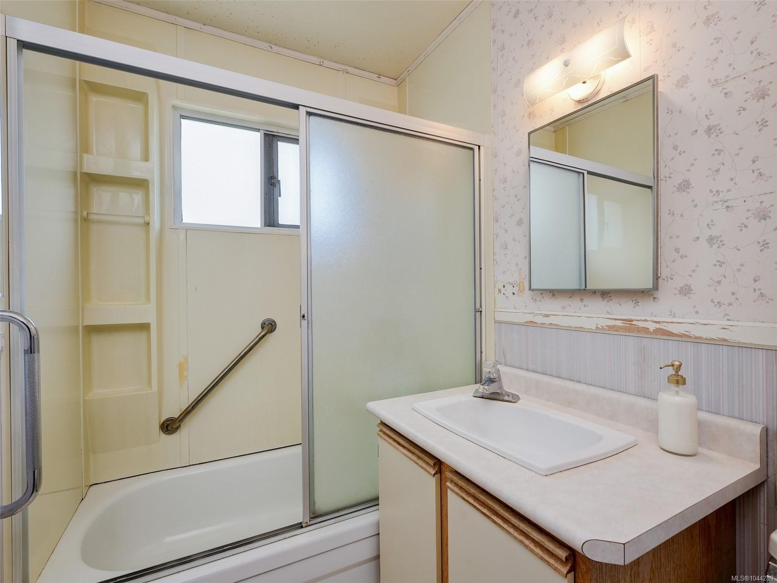 361 Cotlow Rd, Colwood, BC