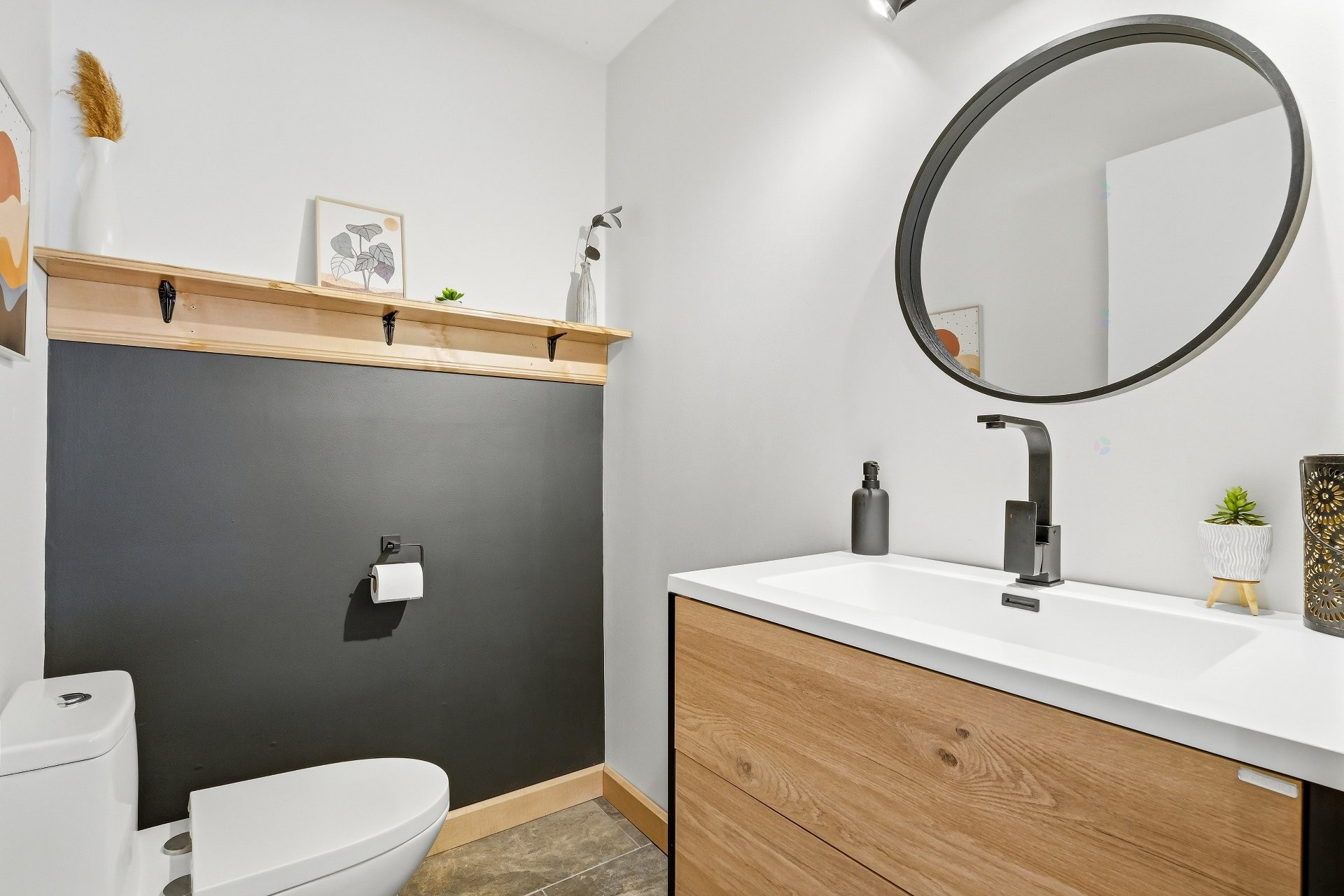 Salle d'eau - 147 Rue Daudelin, Shefford, QC