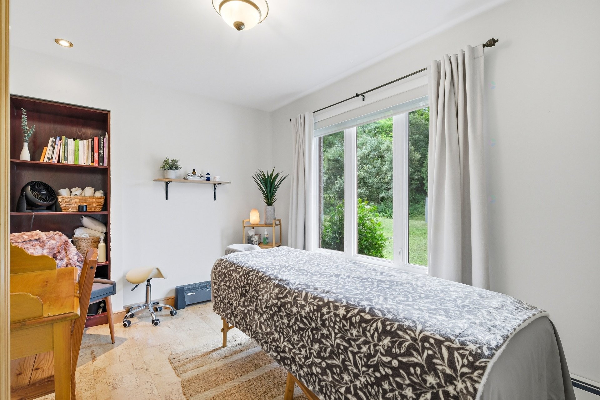 Bureau - 147 Rue Daudelin, Shefford, QC
