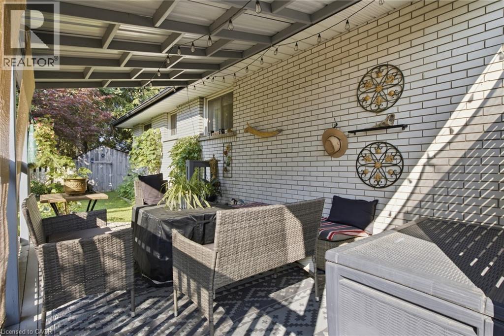11 Summit Crescent, Guelph, ON - With Exterior