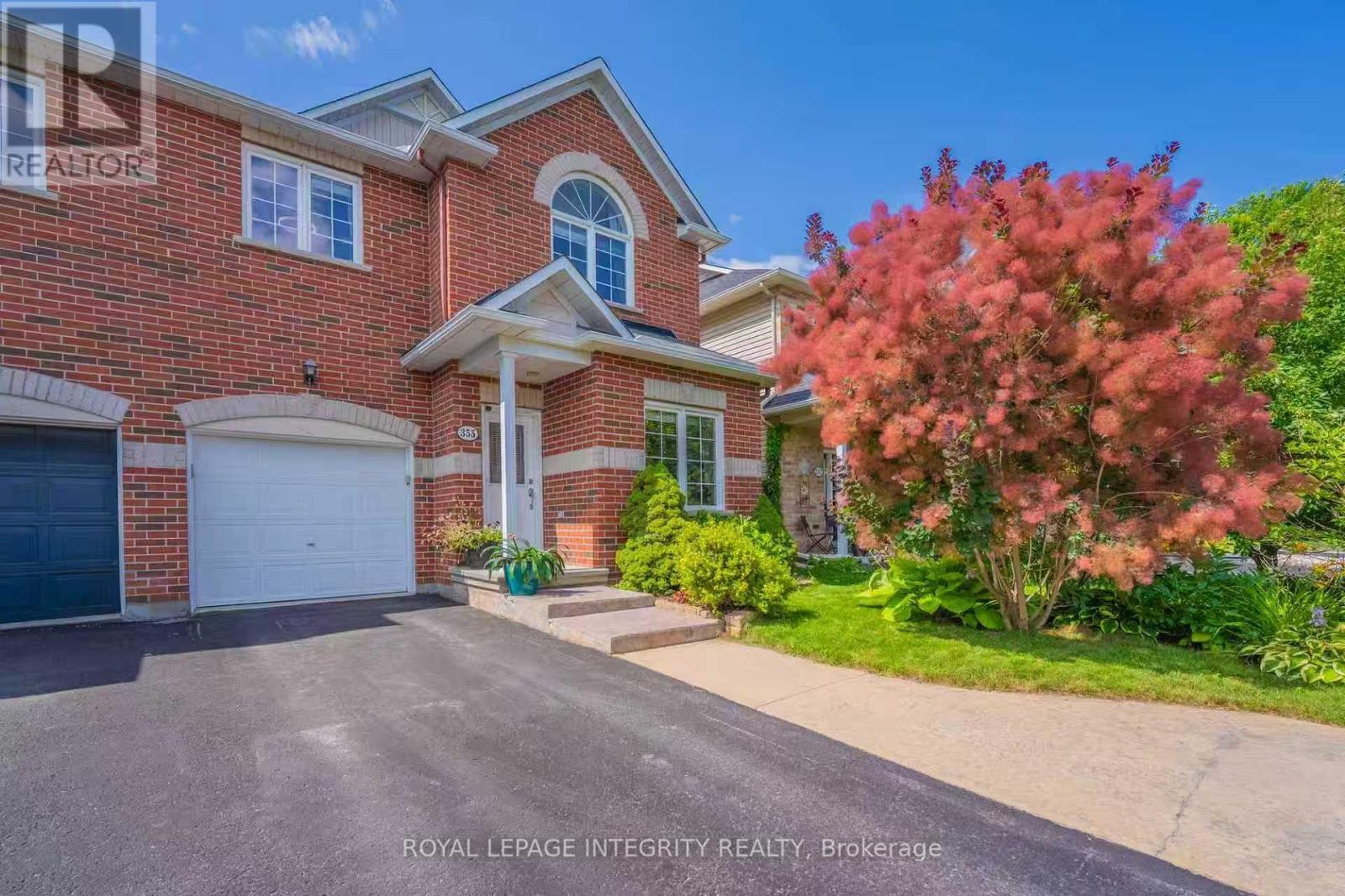 355 Celtic Ridge Crescent, Ottawa, ON - Outdoor