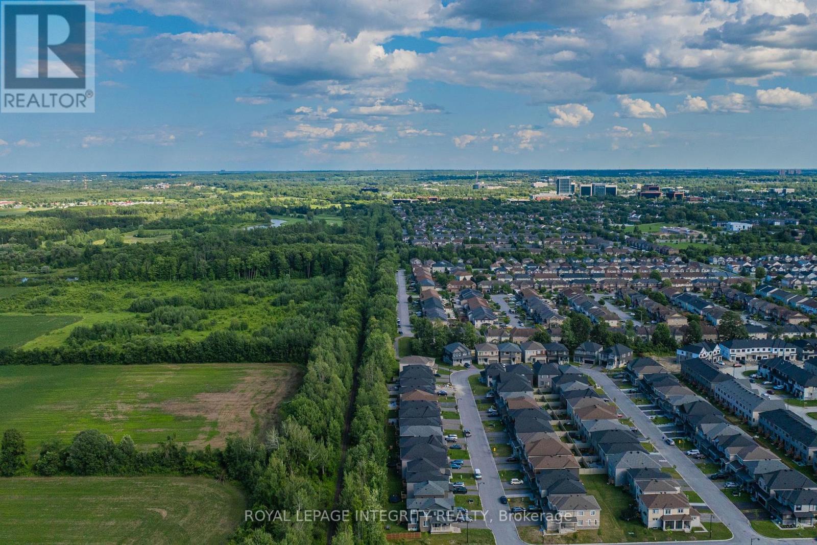 355 Celtic Ridge Crescent, Ottawa, ON - Outdoor With View