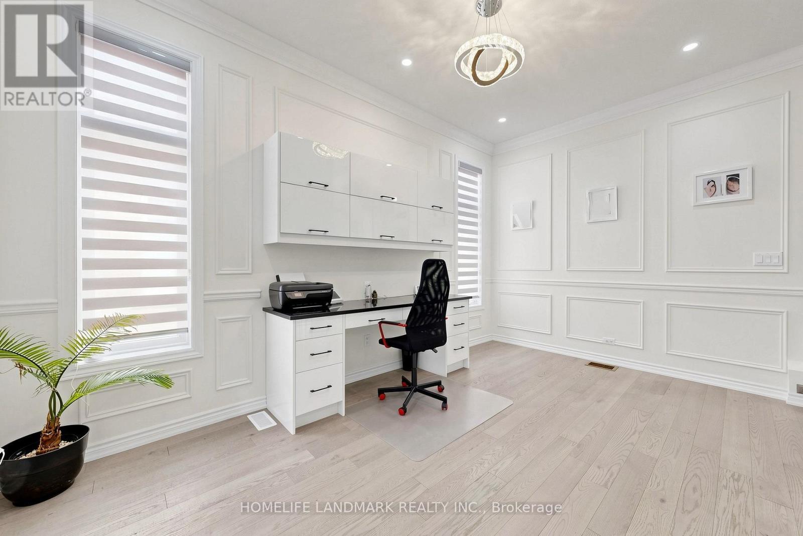 45 Morley Crescent, Whitby, ON - Indoor