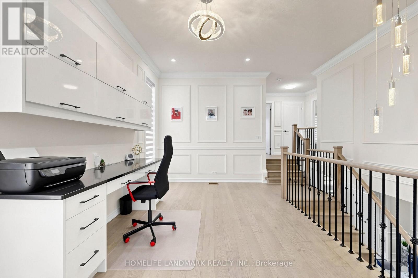 45 Morley Crescent, Whitby, ON - Indoor