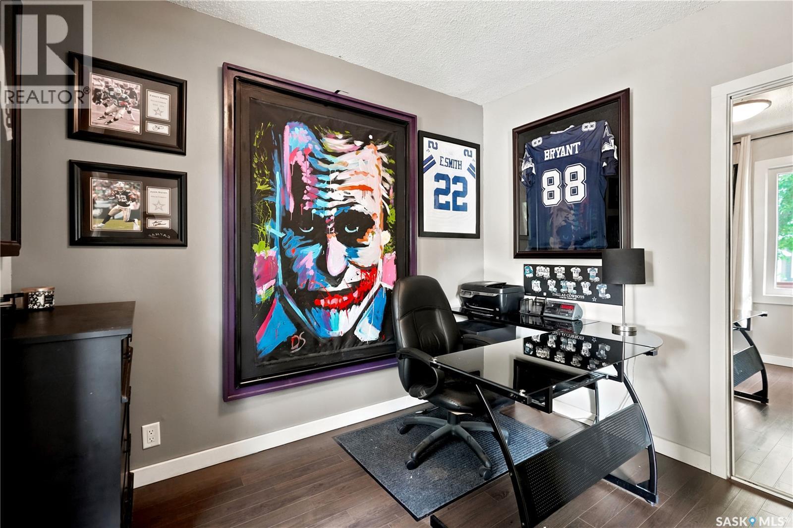 747 Argyle Street, Regina, SK - Indoor Photo Showing Office