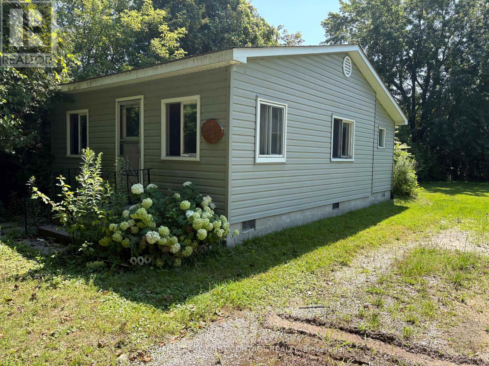 691 6Th Line, Innisfil, ON - Outdoor