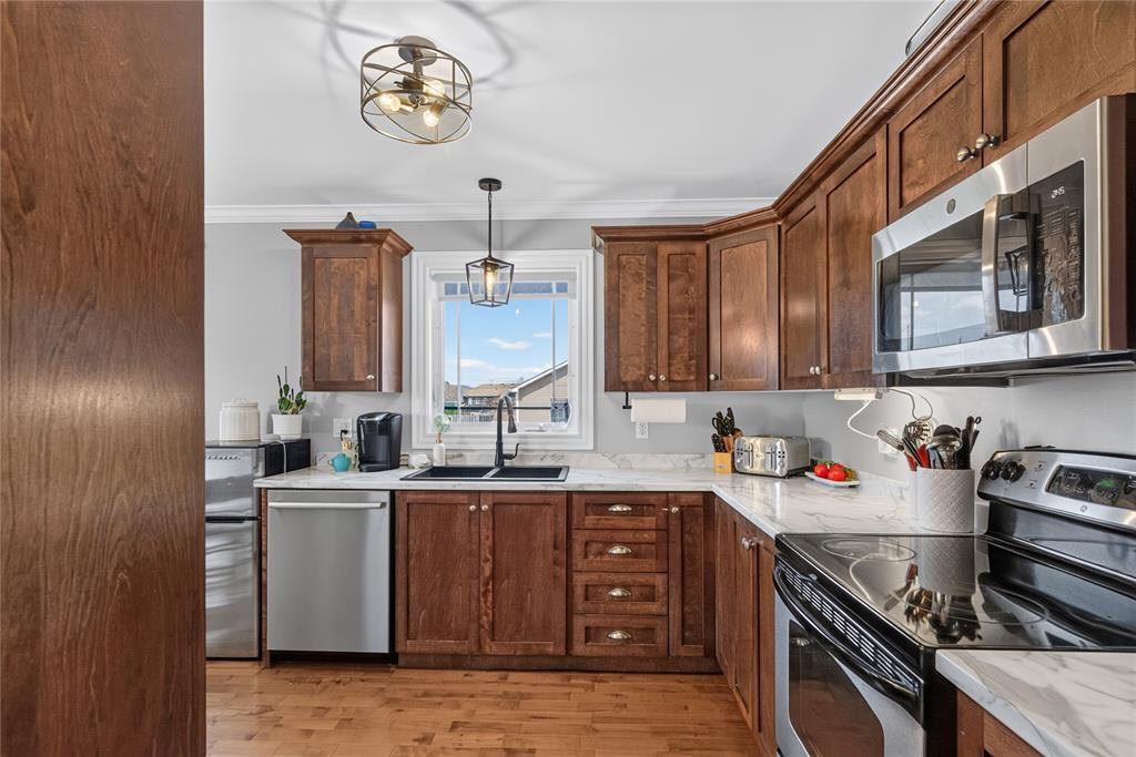 61 Payette Street, Gander, NL - Indoor Photo Showing Kitchen With Double Sink