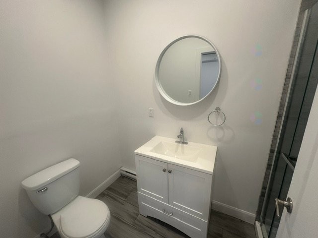 Bathroom - 8-5316 Av. Du Parc, Montréal (Le Plateau-Mont-Royal), QC - Indoor Photo Showing Bathroom