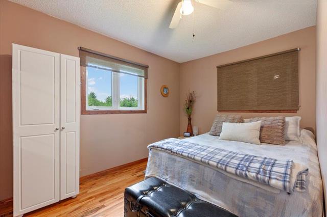 239 Main St, Carrick, MB - Indoor Photo Showing Bedroom