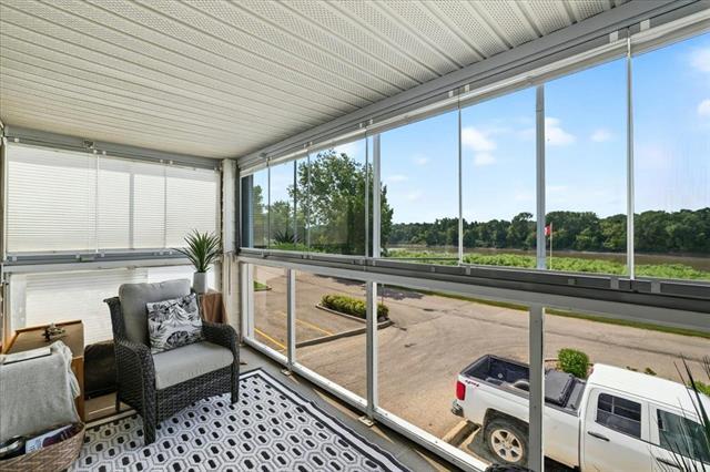 108-60 Dunkirk Dr, Winnipeg, MB - Outdoor With Balcony With Exterior