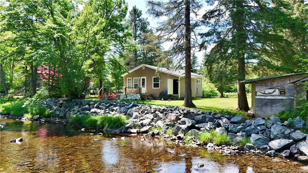 10 River Edge, Middle River, NB