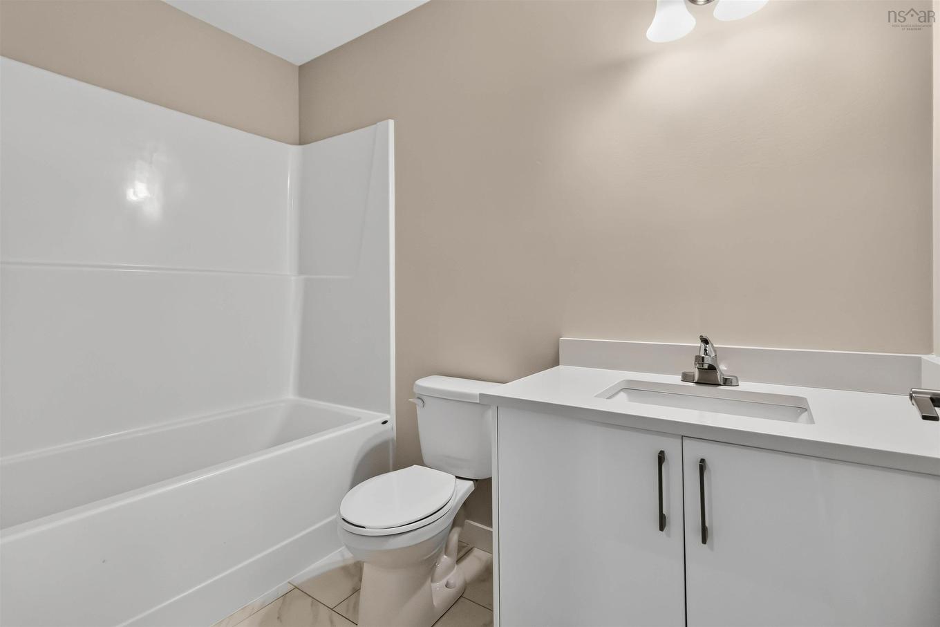 147 Cortland Ridge, Halifax, NS - Indoor Photo Showing Bathroom