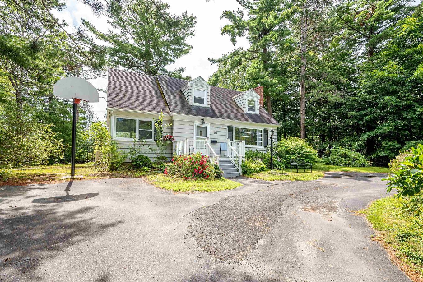 171 Empire Street, Bridgewater, NS