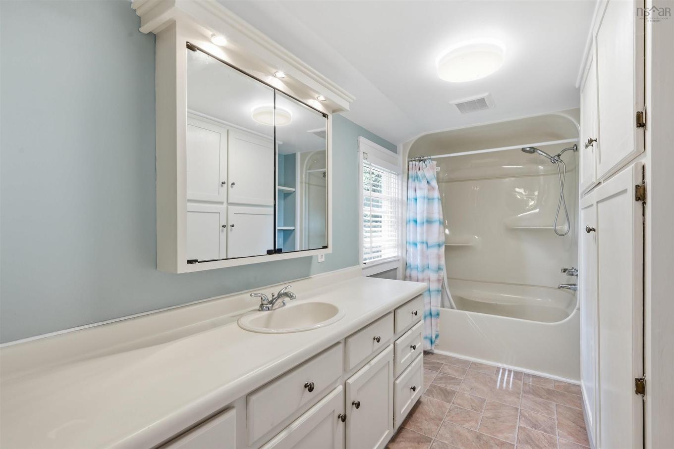 171 Empire Street, Bridgewater, NS