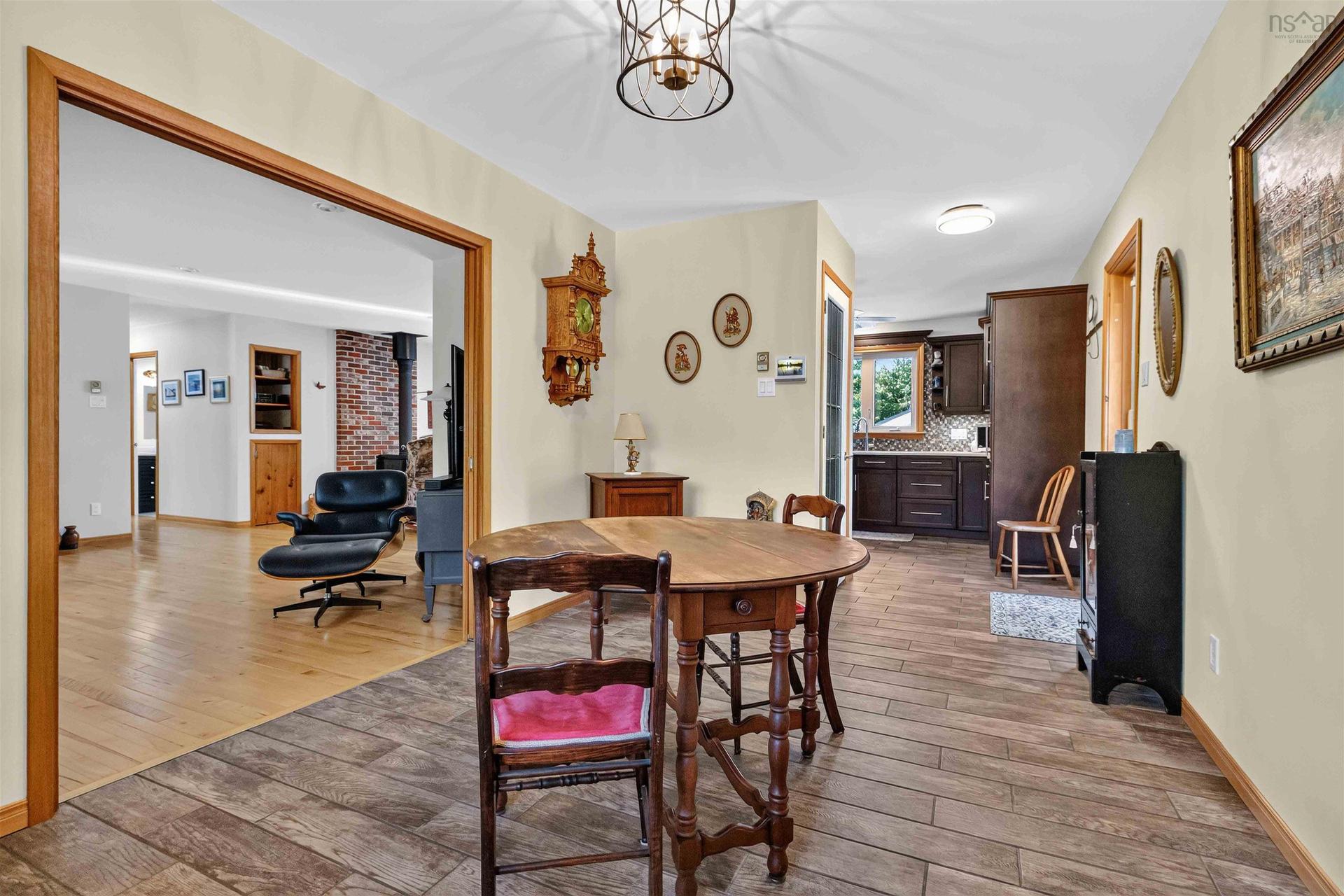 32 Pinecrest Boulevard, Bridgewater, NS - Indoor Photo Showing Dining Room