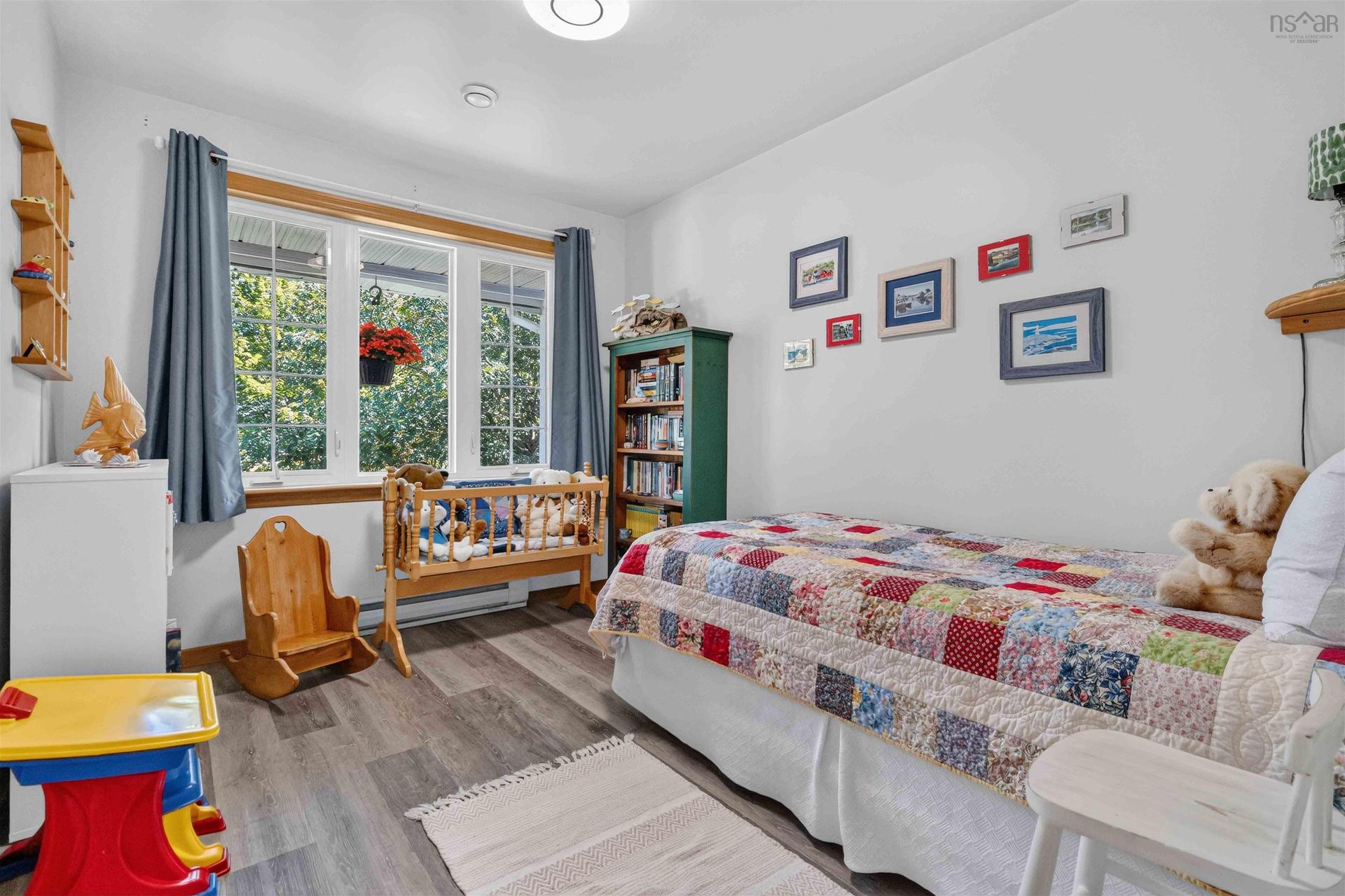32 Pinecrest Boulevard, Bridgewater, NS - Indoor Photo Showing Bedroom