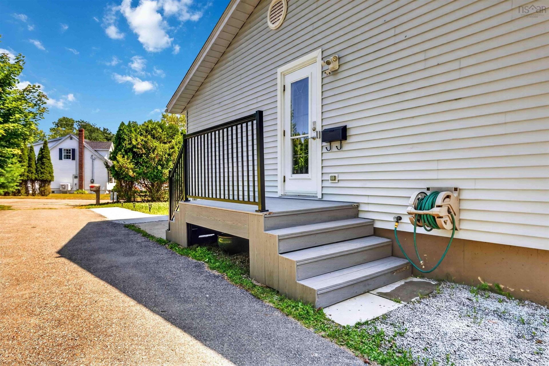 32 Pinecrest Boulevard, Bridgewater, NS - Outdoor With Deck Patio Veranda With Exterior