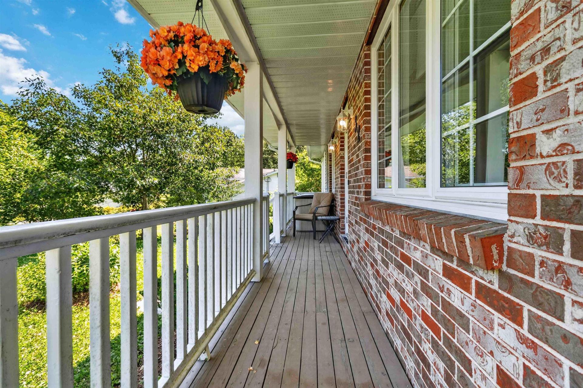 32 Pinecrest Boulevard, Bridgewater, NS - Outdoor With Exterior