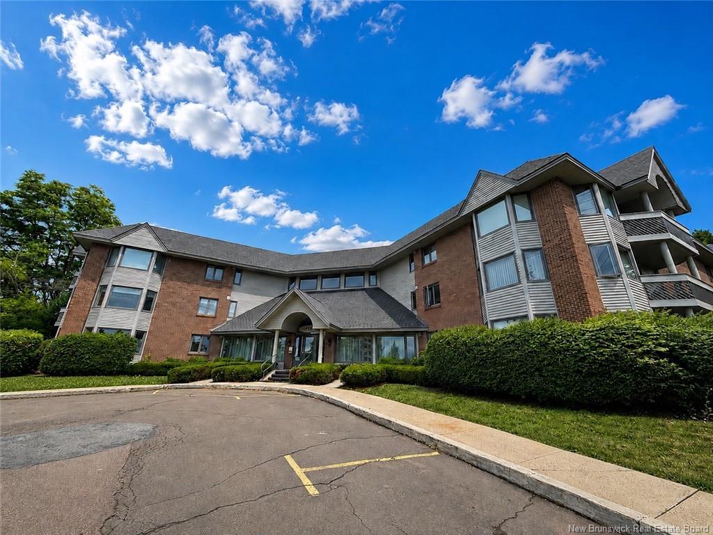 206-191 Queen St, Moncton, NB