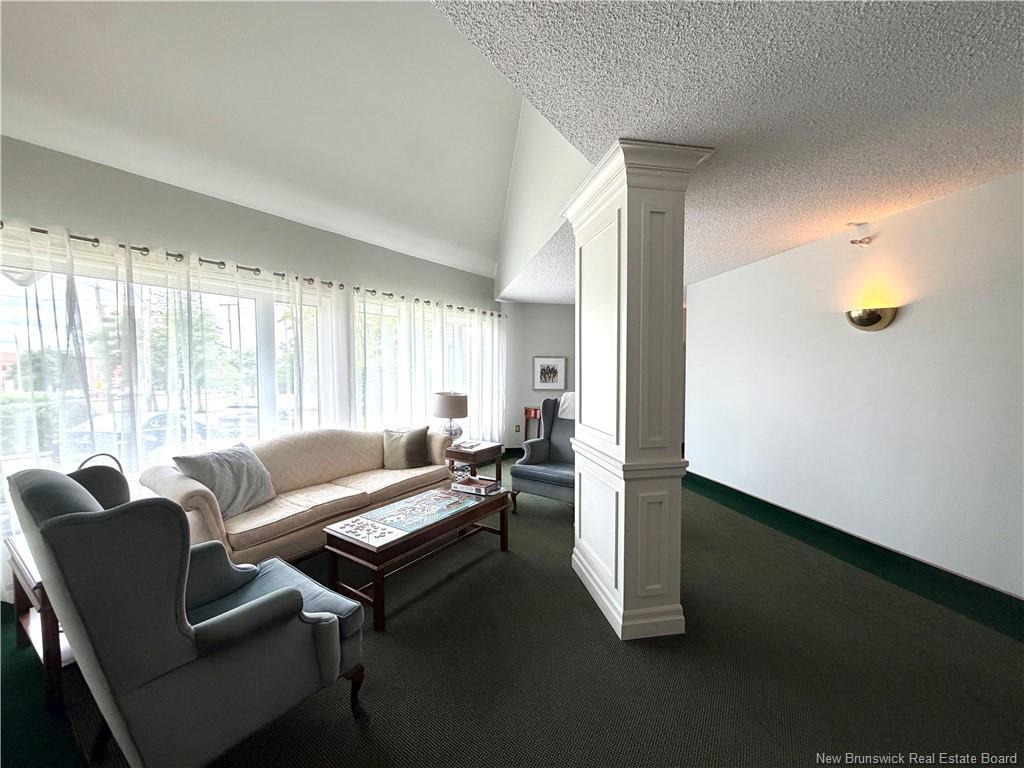 206-191 Queen St, Moncton, NB