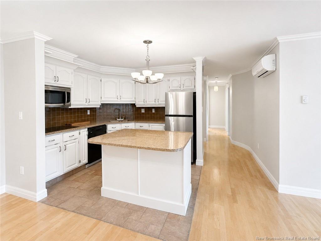206-191 Queen St, Moncton, NB
