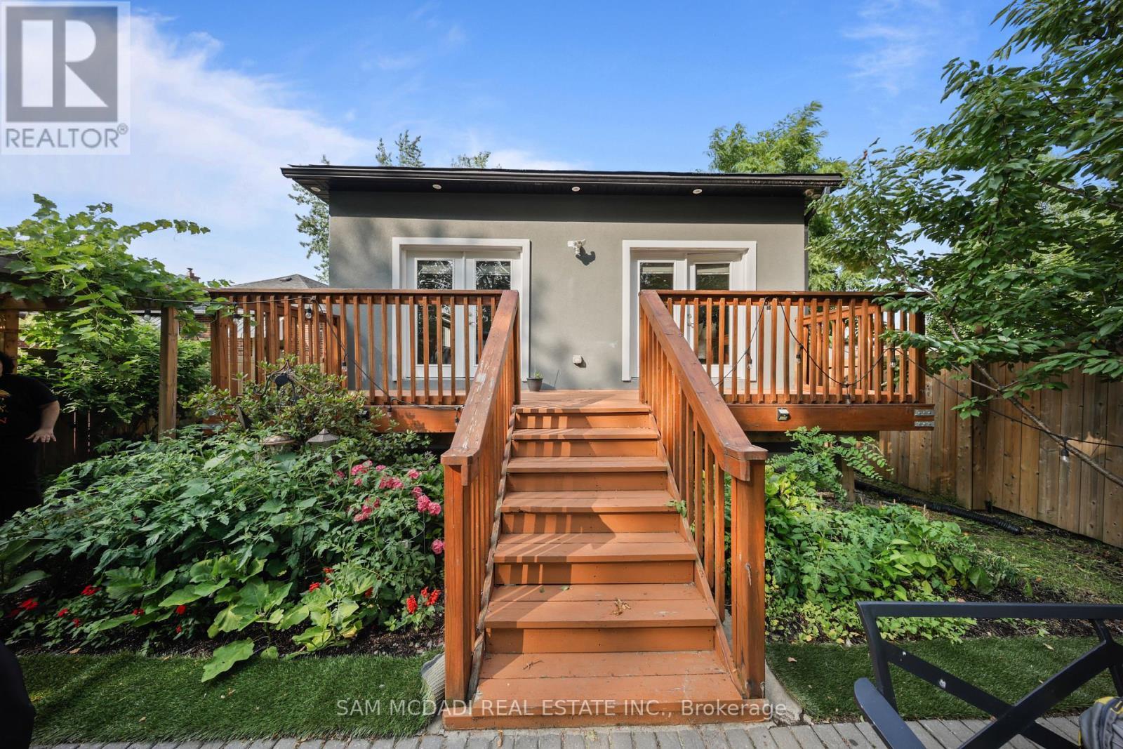 30 Maple Avenue N, Mississauga, ON - Outdoor With Deck Patio Veranda With Exterior