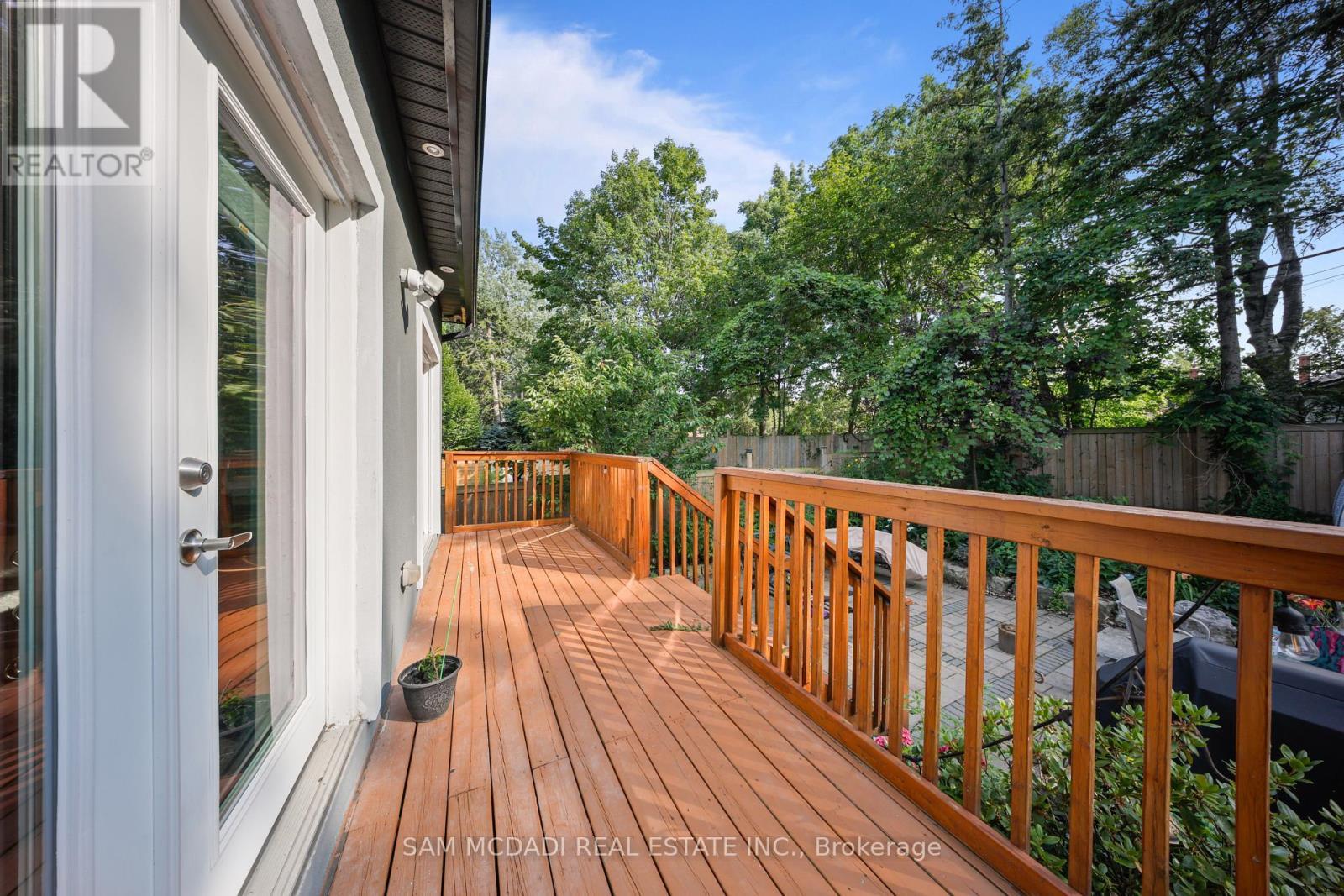 30 Maple Avenue N, Mississauga, ON - Outdoor With Deck Patio Veranda