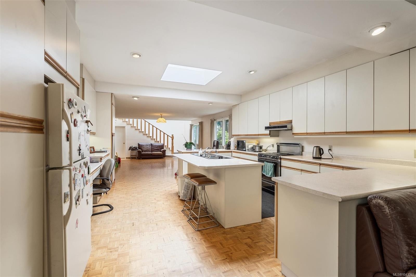 2168 Esplanade, Oak Bay, BC