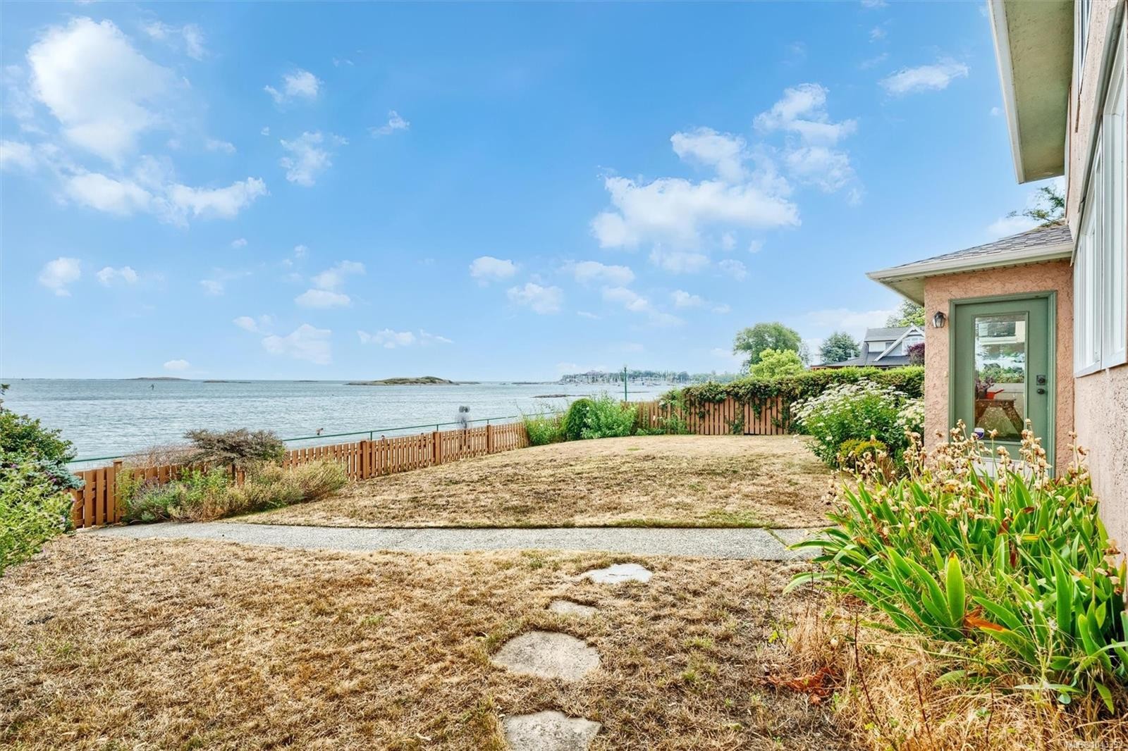 2168 Esplanade, Oak Bay, BC