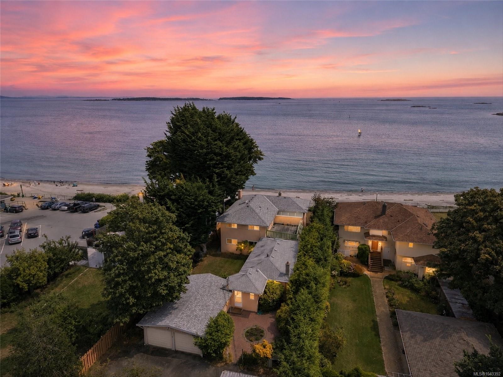 2168 Esplanade, Oak Bay, BC